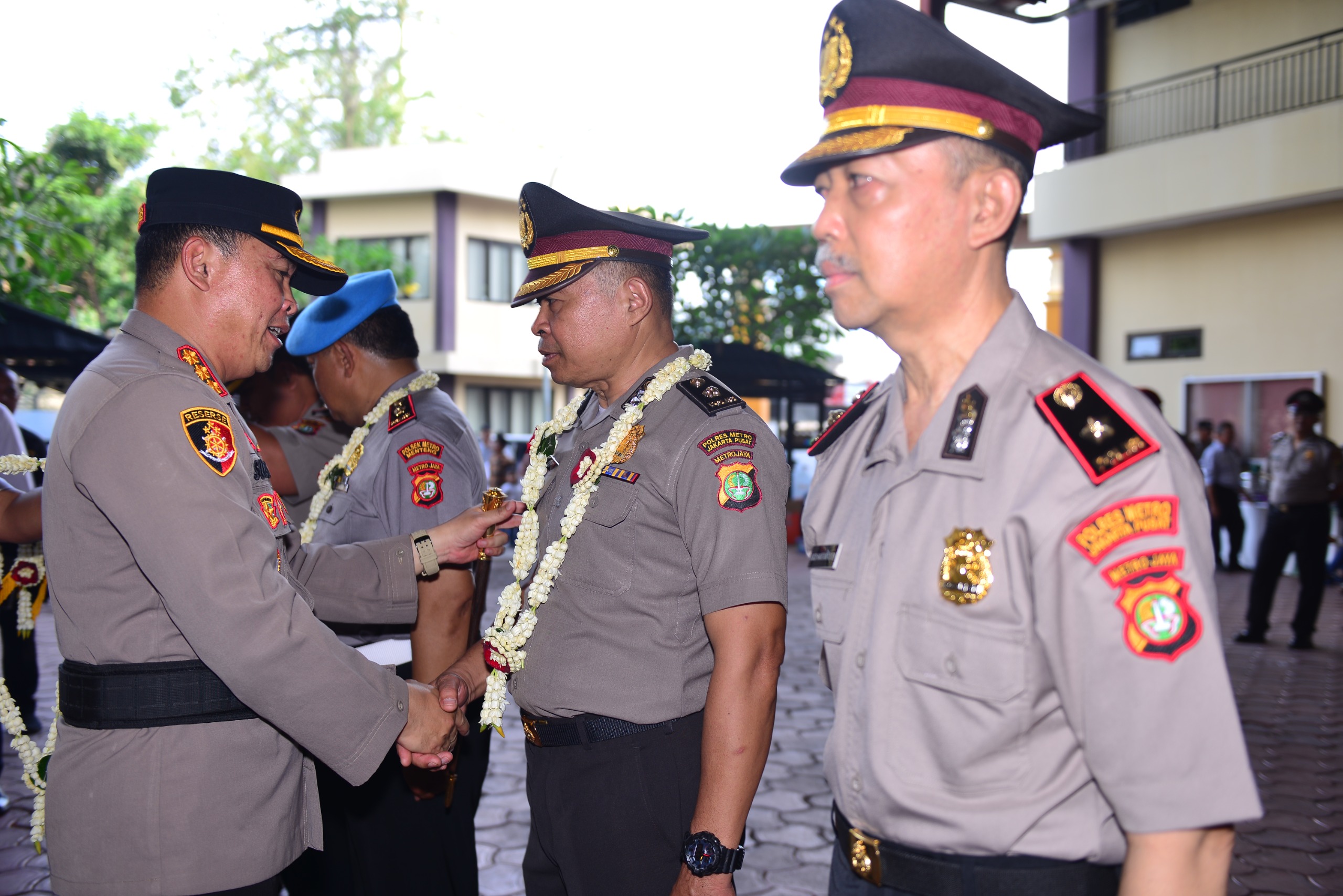 90 Personel Polres Metro Jakpus Naik Pangkat, Kapolres: Jangan Pernah Lelah Berbuat Baik
