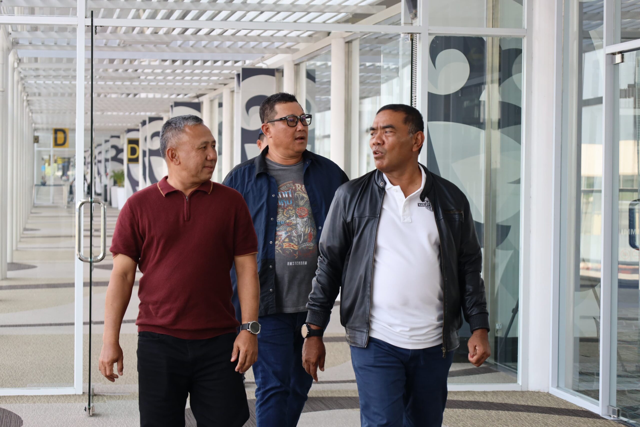 Usai Kunjungan Kerja di Wilayah Lantamal I, Danlantamal I Antar Keberangkatan Pangkoarmada I
