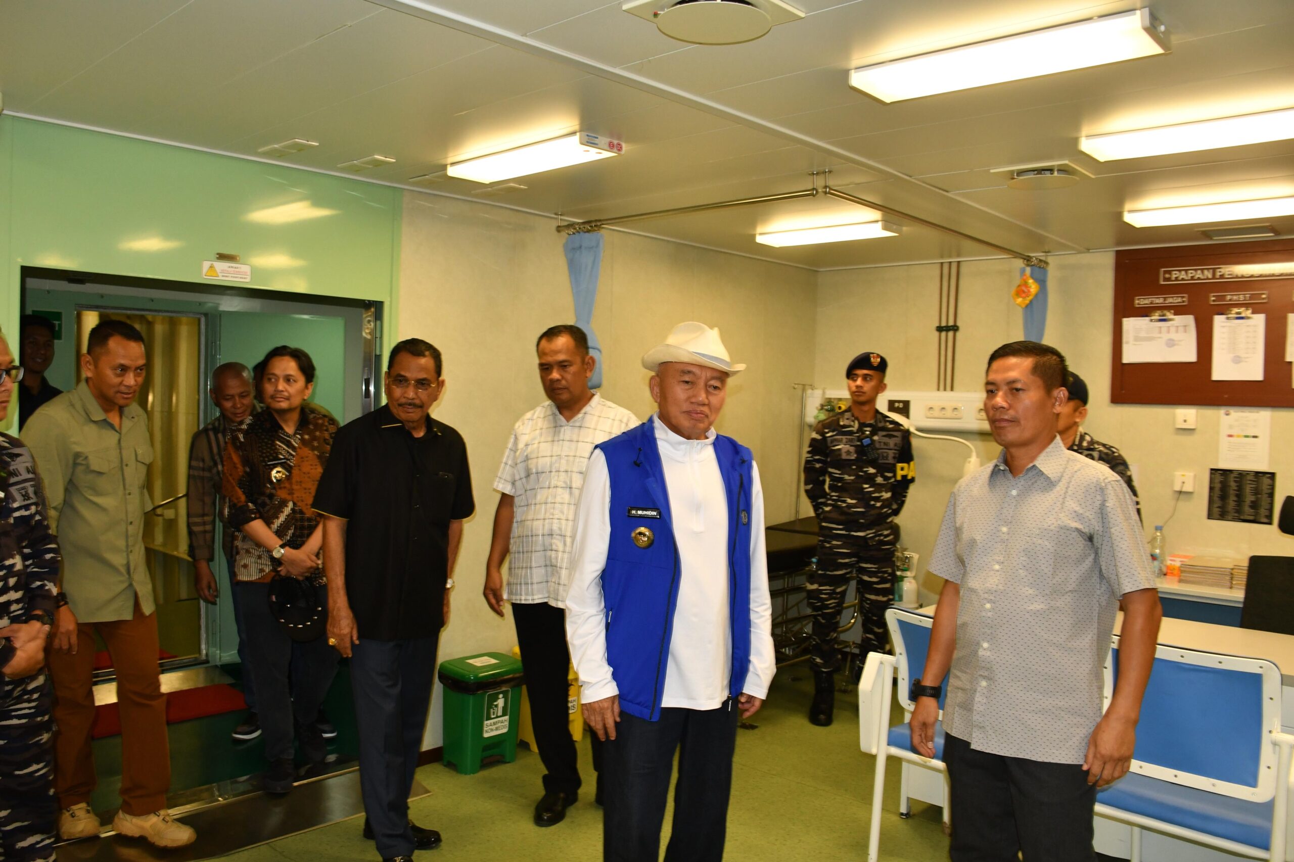 Perkuat Sinergitas, Forkopimda Kalimantan Selatan dan Kota Banjarmasin Kunjungi KRI dr. Radjiman Widyodiningrat-992