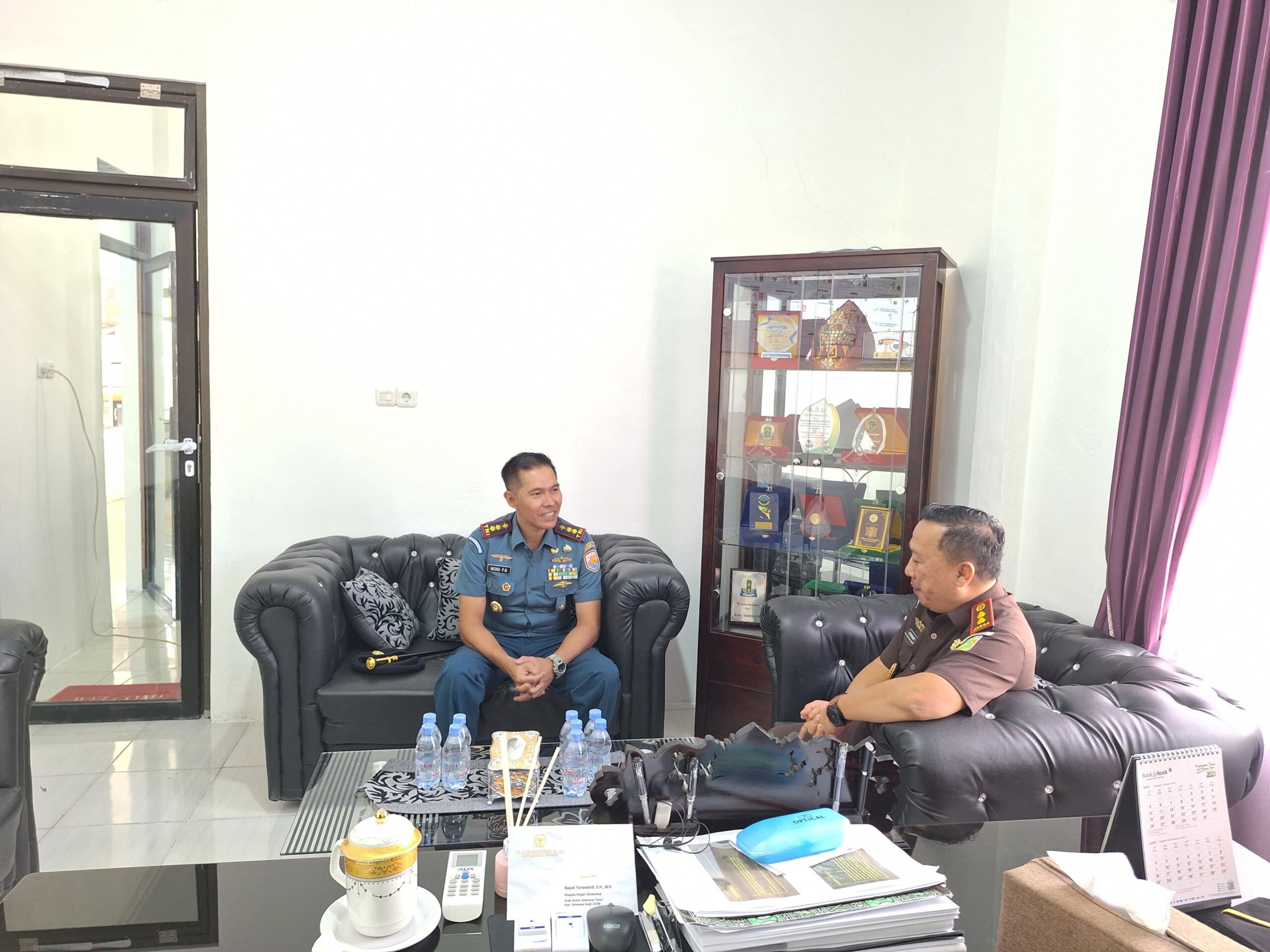 Danlanal Simeulue Laksanakan Courtesy Call Ke Kajari dan Ketua DPRK Simeulue