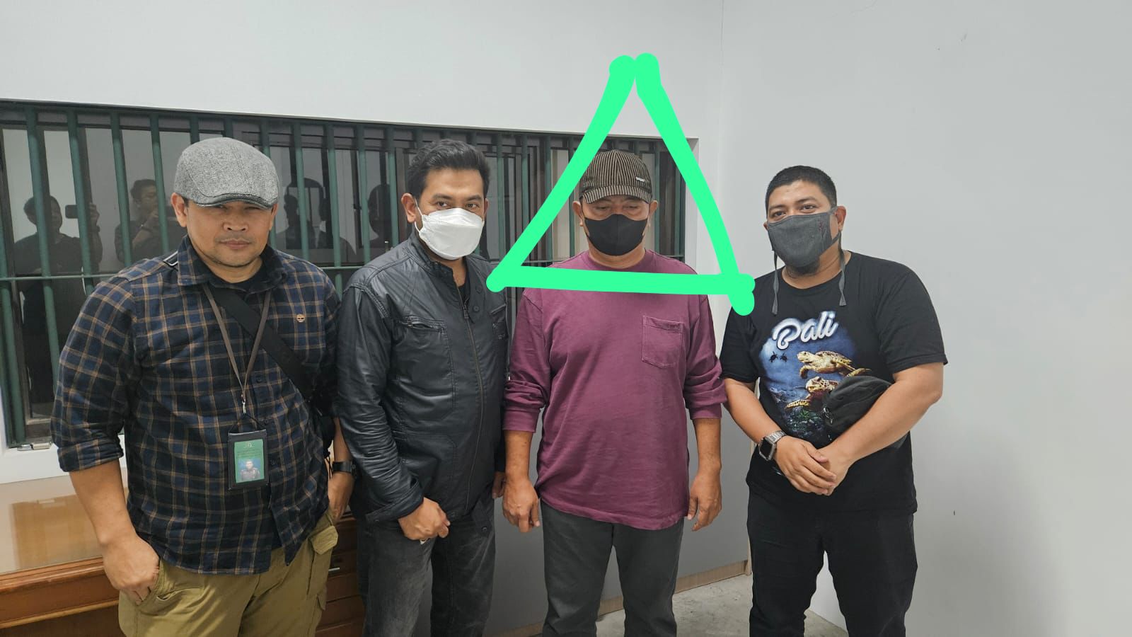 Tim SIRI Kejaksaan Agung Amankan Buronan Korupsi di Bandung, Tersangka DS Ditangkap”