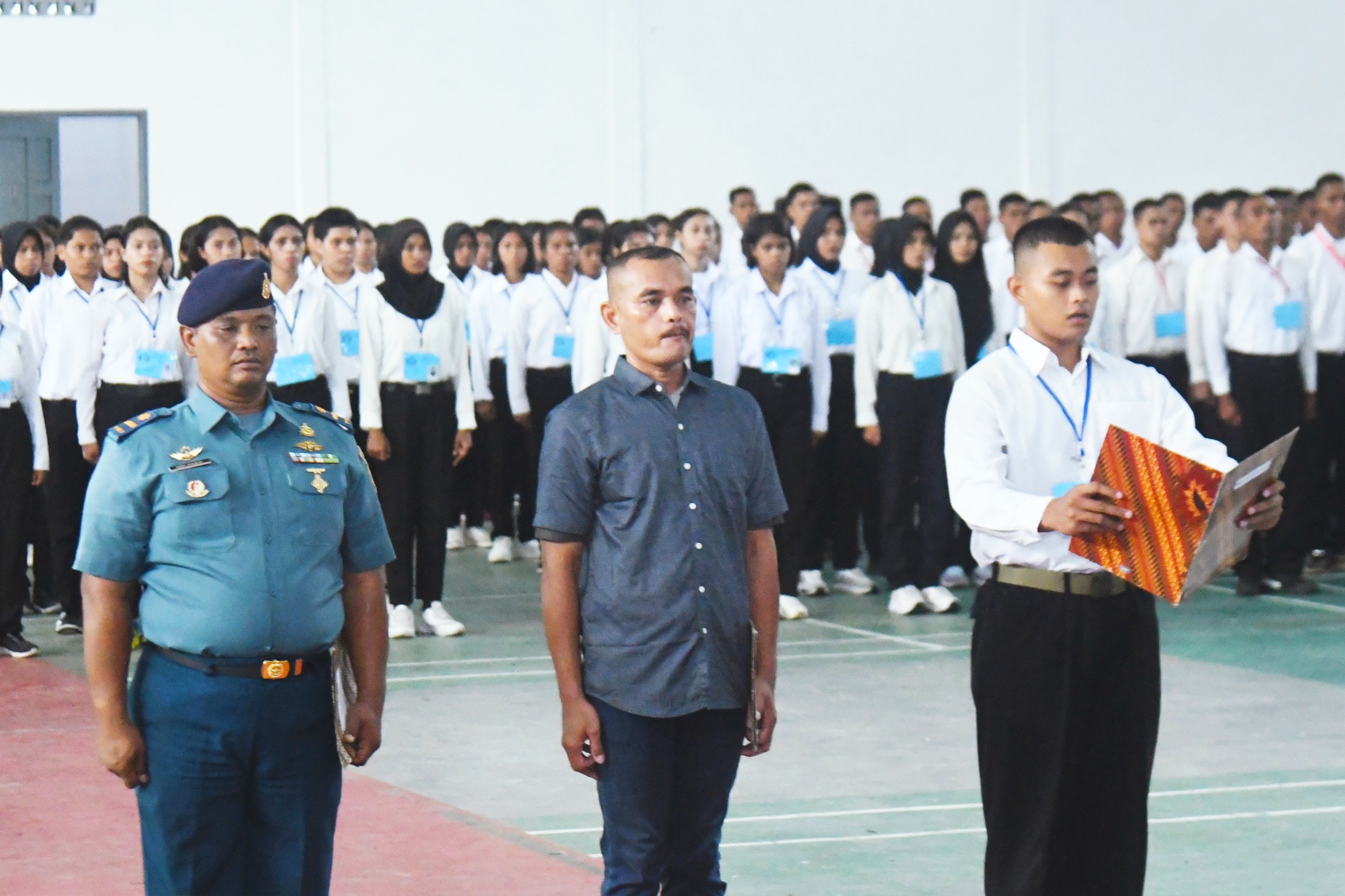 Jaga Transparansi dan Objektivitas Seleksi Penerimaan Prajurit TNI AL, Panitia Daerah Lantamal IX Ambon Laksanakan Penandatanganan Pakta Integritas
