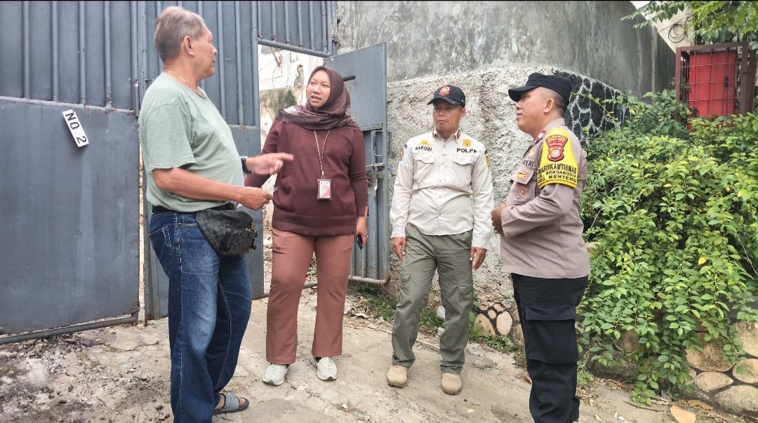 Patroli Sinergi di Gondangdia, Bhabinkamtibmas dan Aparatur Kelurahan Ajak Warga Perkuat Keamanan Lingkungan