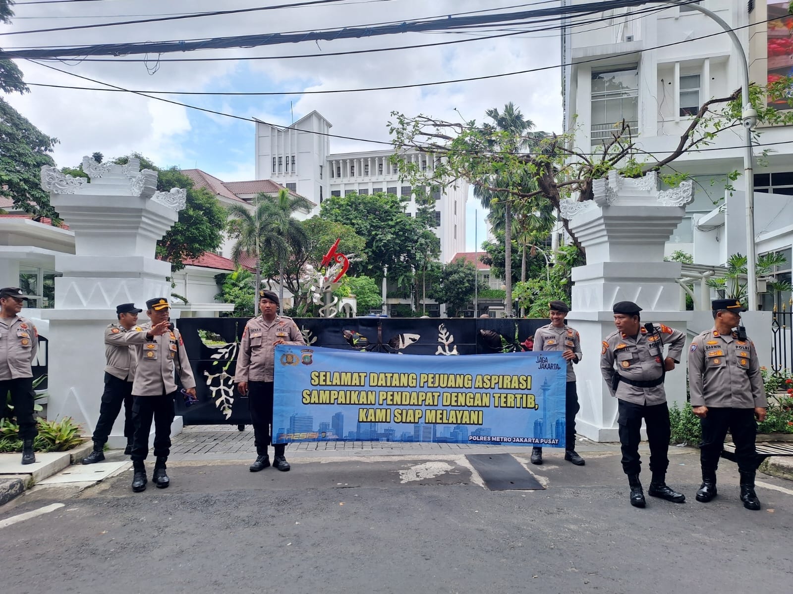 Aksi Unjuk Rasa di Kantor BPOM Johar Baru Berlangsung Aman dan Kondusif