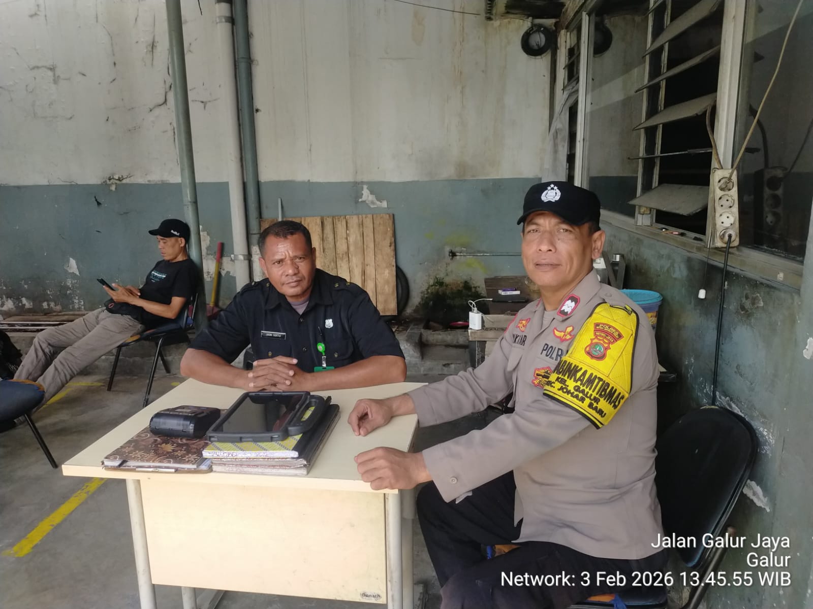 Sambang dan Cooling System, Bhabinkamtibmas Galur Jalin Koordinasi dengan Security Showroom Mitsubishi