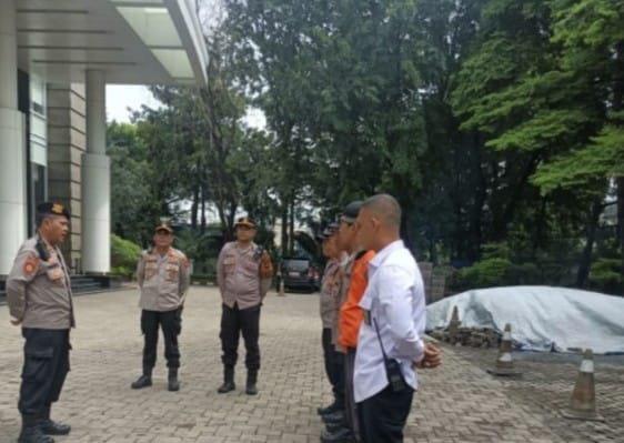 Polsek Cempaka Putih Layani Rencana Aksi Unjuk Rasa di Depan Kantor Badan Pengawas Mahkamah Agung