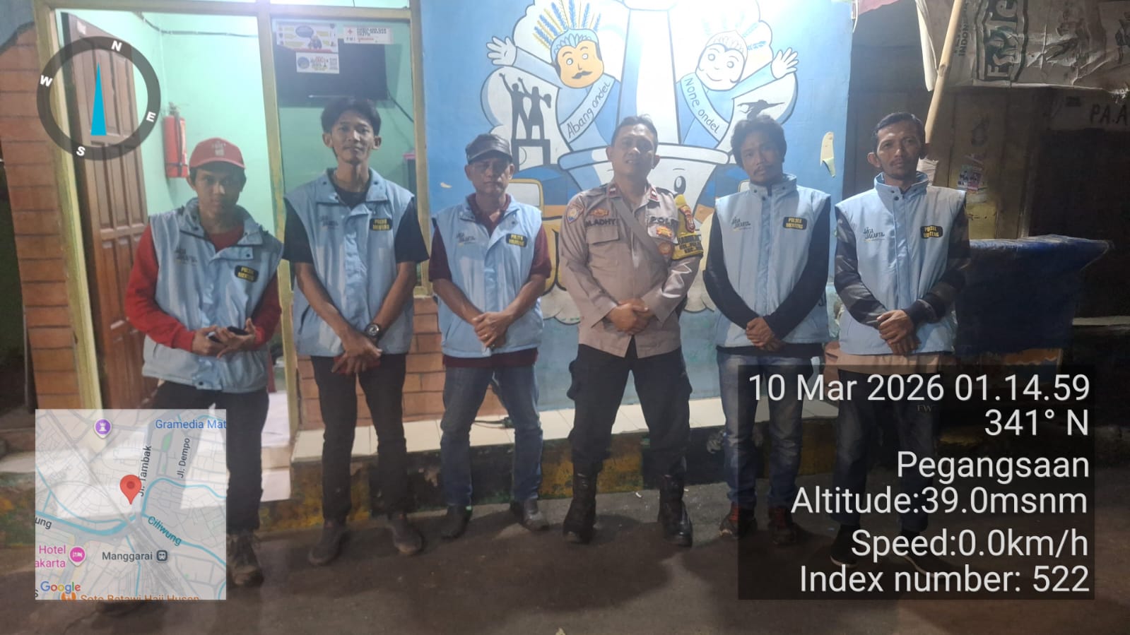 Sambang Dinihari Bhabinkamtibmas Pegangsaan dan Satgas Gen Z Perkuat Satkamling Cegah Tawuran