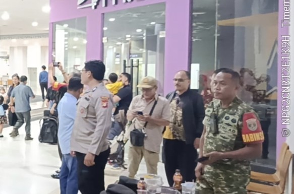 Polri Hadir Berikan Rasa Aman, Ibadah Jum’at Agung di GBI Green Pramuka Square Berlangsung Khidmat