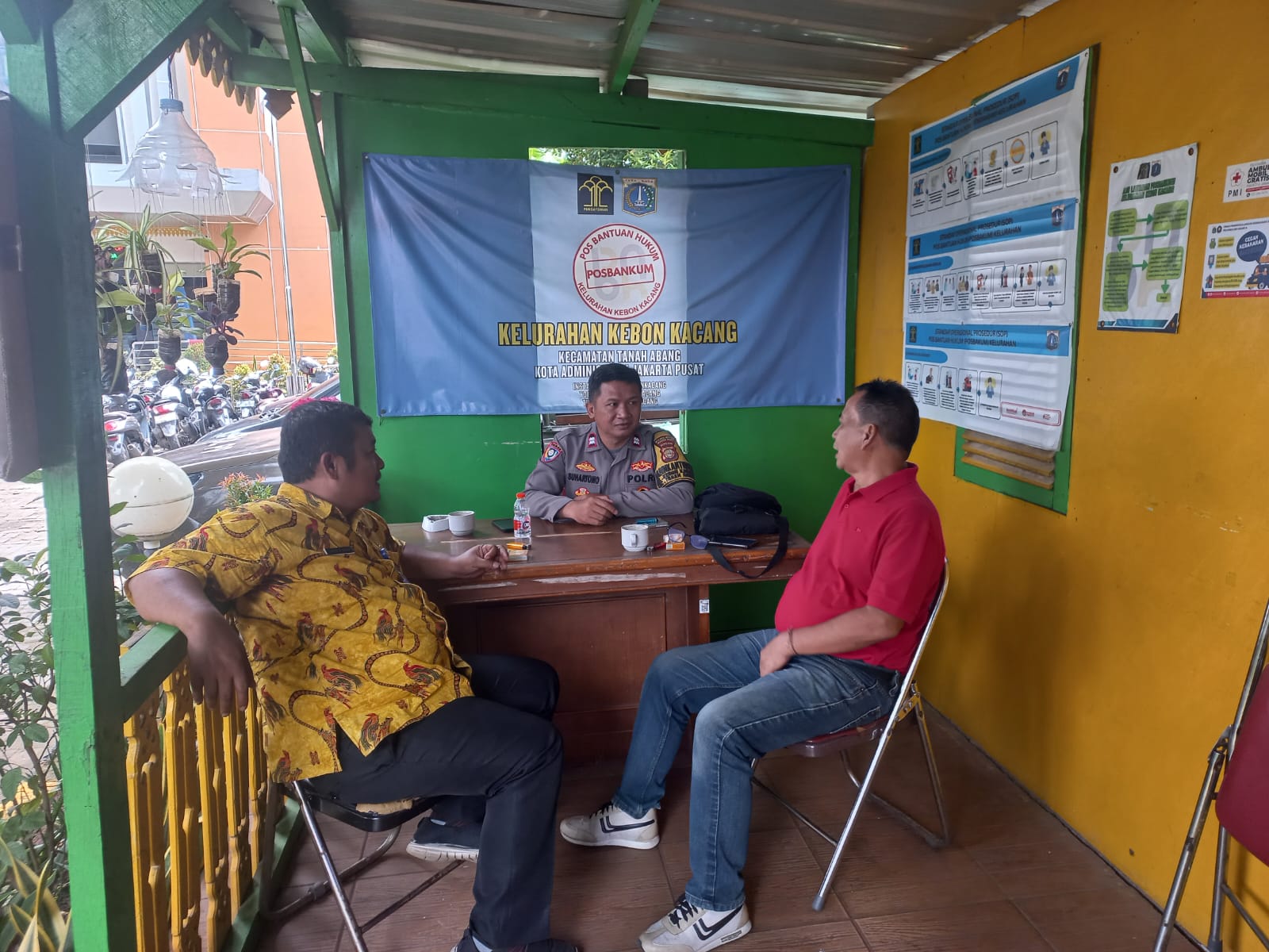 Bhabinkamtibmas Kebon Kacang Intensifkan Sambang Warga, Perkuat Sinergi Kamtibmas di RW 07