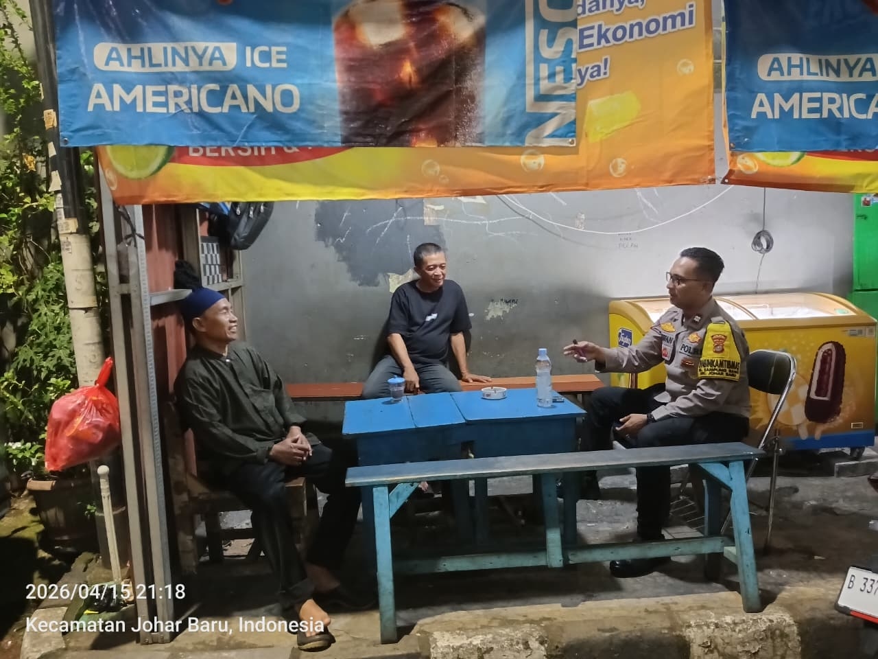 Cooling System Malam Hari, Polisi Ajak Warga Kampung Rawa Jaga Lingkungan Tetap Kondusif