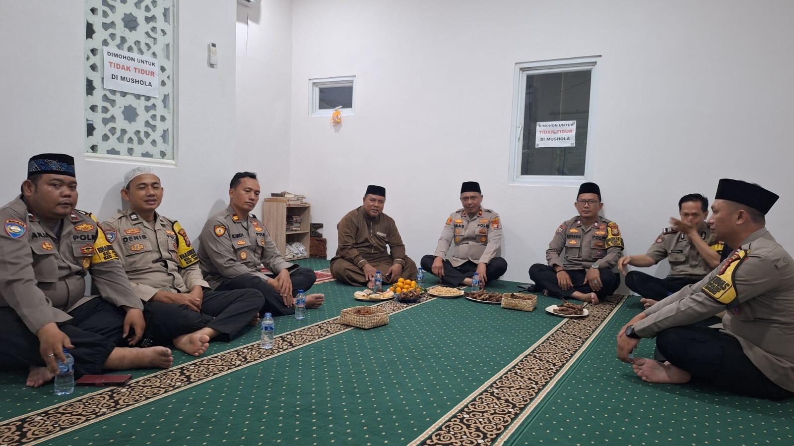 Polsek Metro Tanah Abang Gelar Yasinan dan Tahlil Bersama, Santuni Anak Yatim Piatu