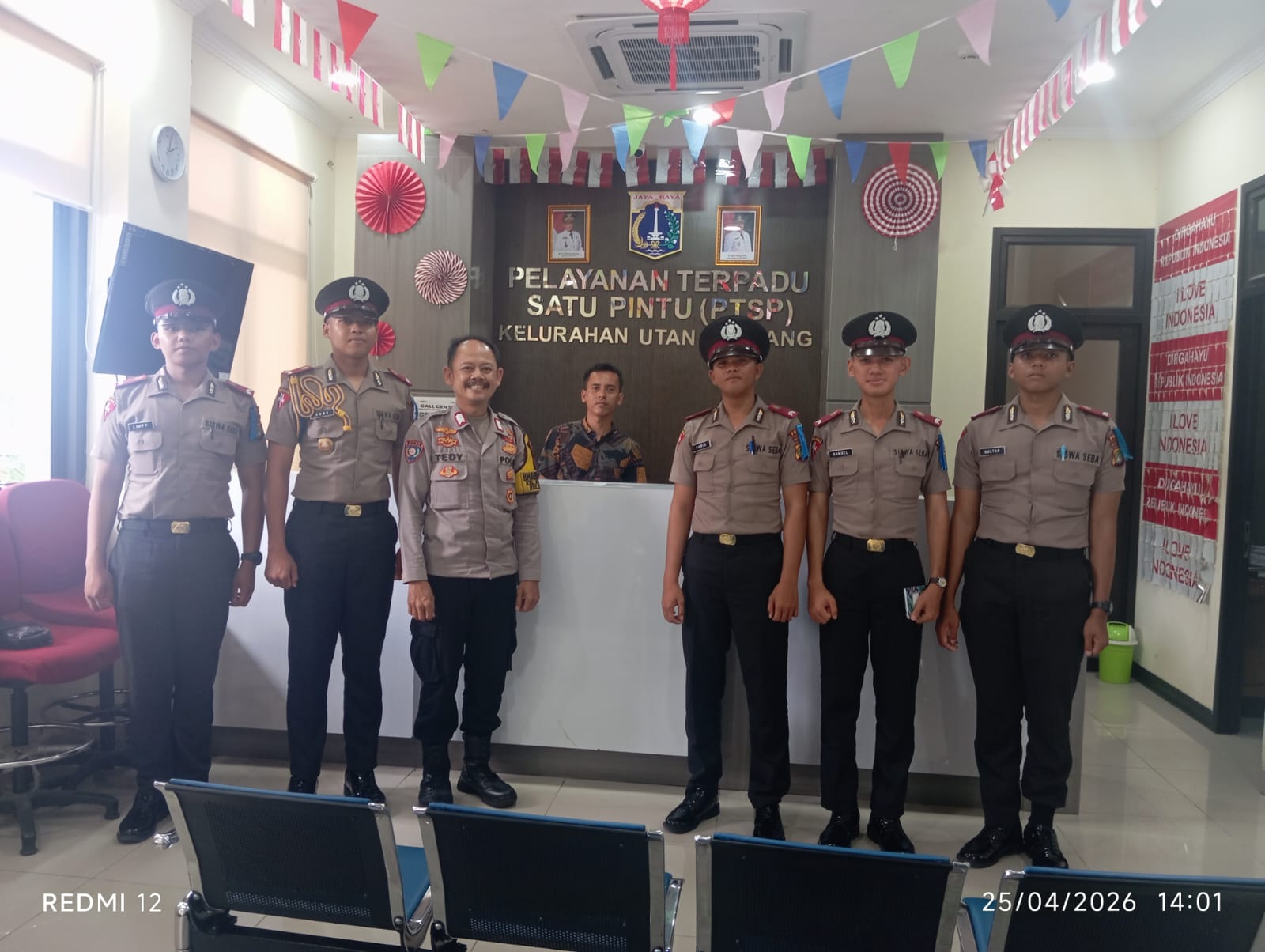 Polri Perkuat Kedekatan dengan Masyarakat, Siswa Diktuk Bintara Jalani Latja Fungsi Binmas di Kelurahan Utan Panjang