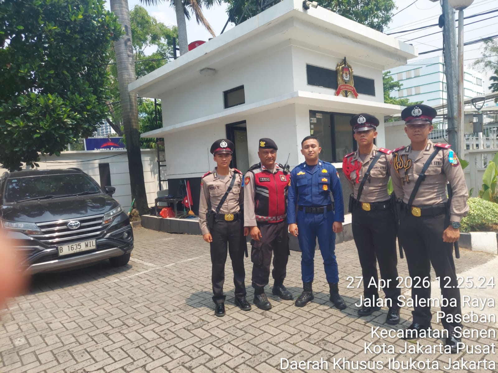 Siswa Latja Bintara Polri Gelar Patroli dan Sambang Dialogis di Wilayah Senen