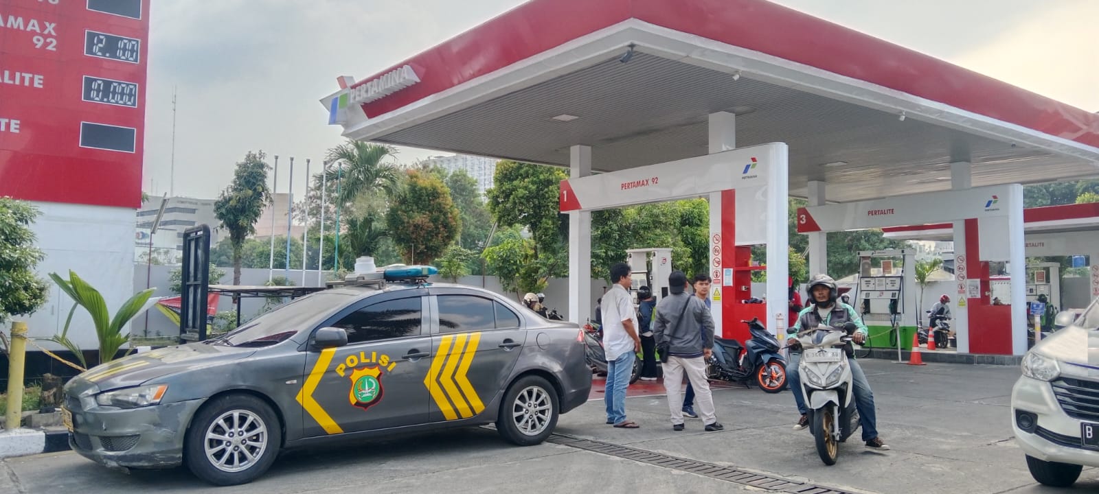 Diduga Akan Timbun BBM, Pria Bolak-balik Isi Bensin di SPBU Paseban Dilaporkan ke Polisi