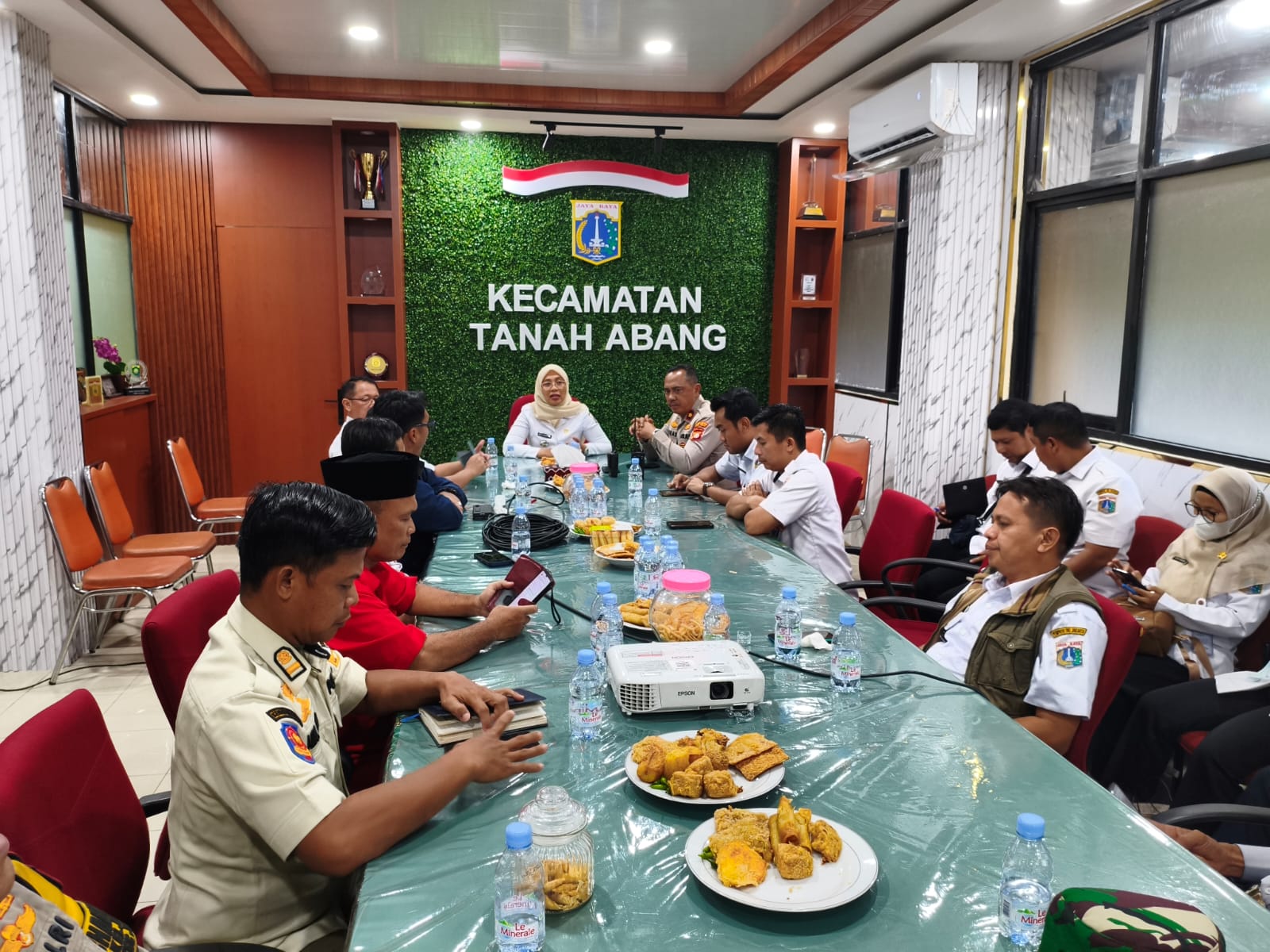 Sinergitas Tiga Pilar Tanah Abang Gelar Rapat Koordinasi Pengamanan May Day 2026