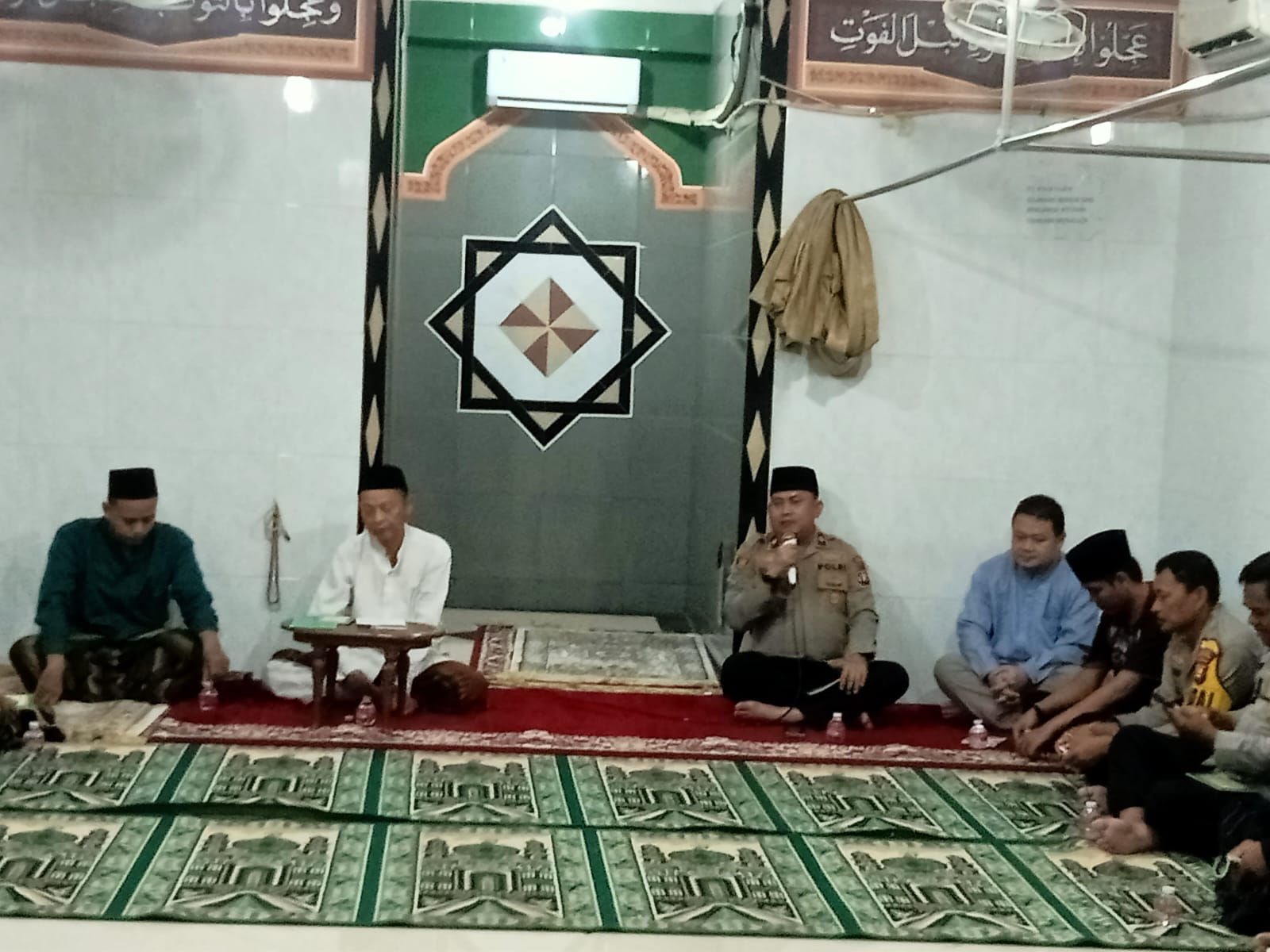 Wujud Kepedulian, Kapolsek Kemayoran Hadiri Yasinan dan Tahlil Korban Kecelakaan Kereta Api
