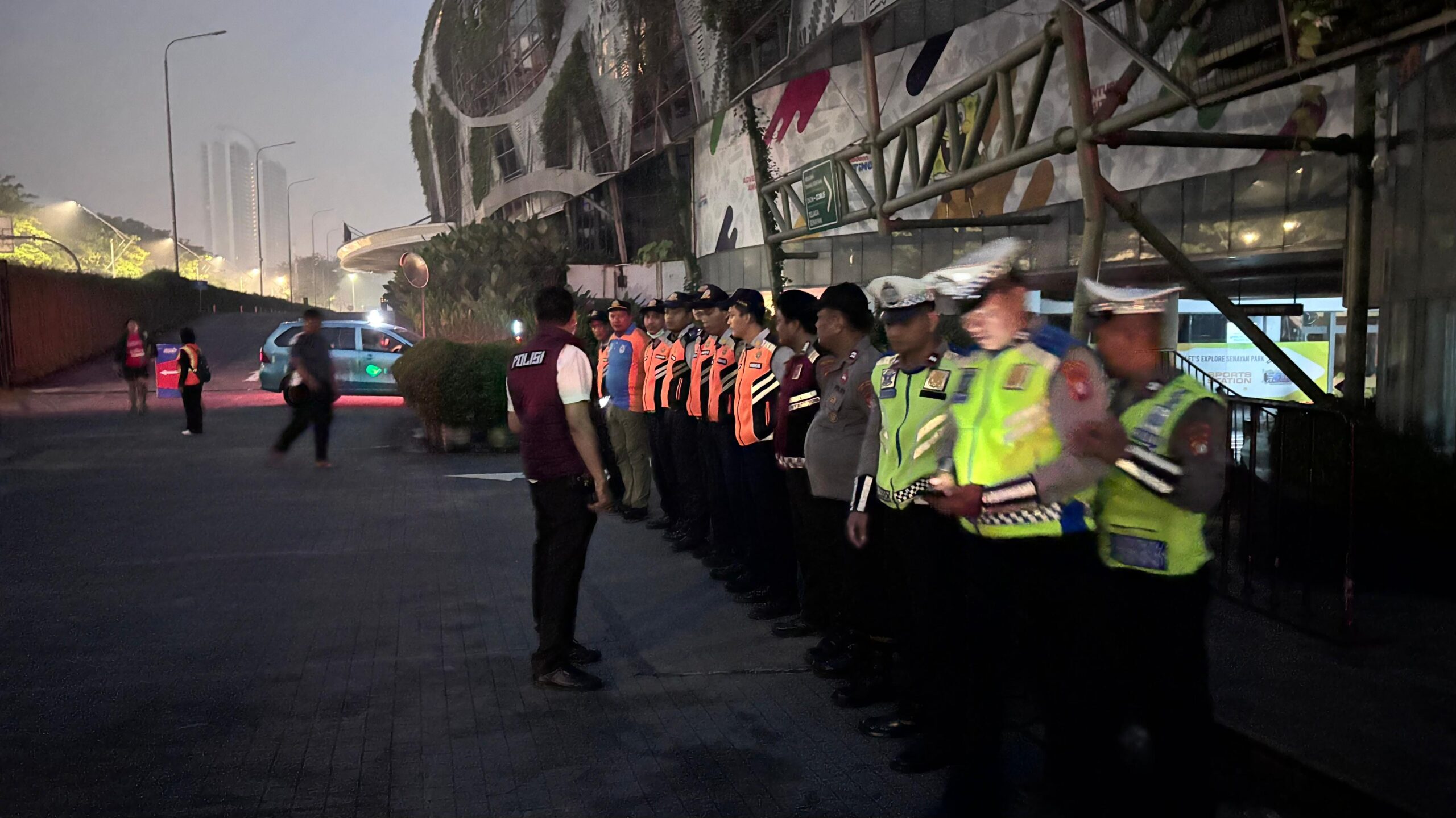 Personel Gabungan Amankan Kegiatan KARS RUN 2026 di Kawasan Senayan