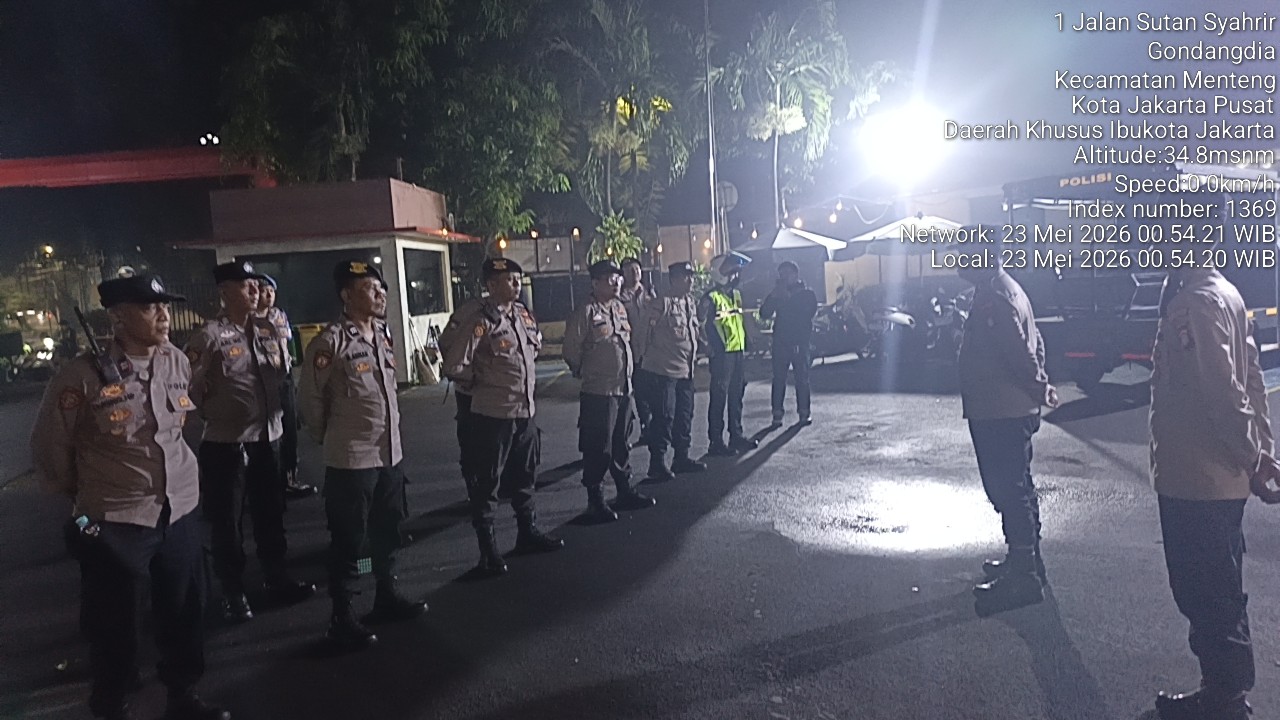 Wakapolsek Metro Menteng Pimpin Apel Razia Stasioner, Polsek Metro Menteng Siaga Cegah Kriminalitas Malam