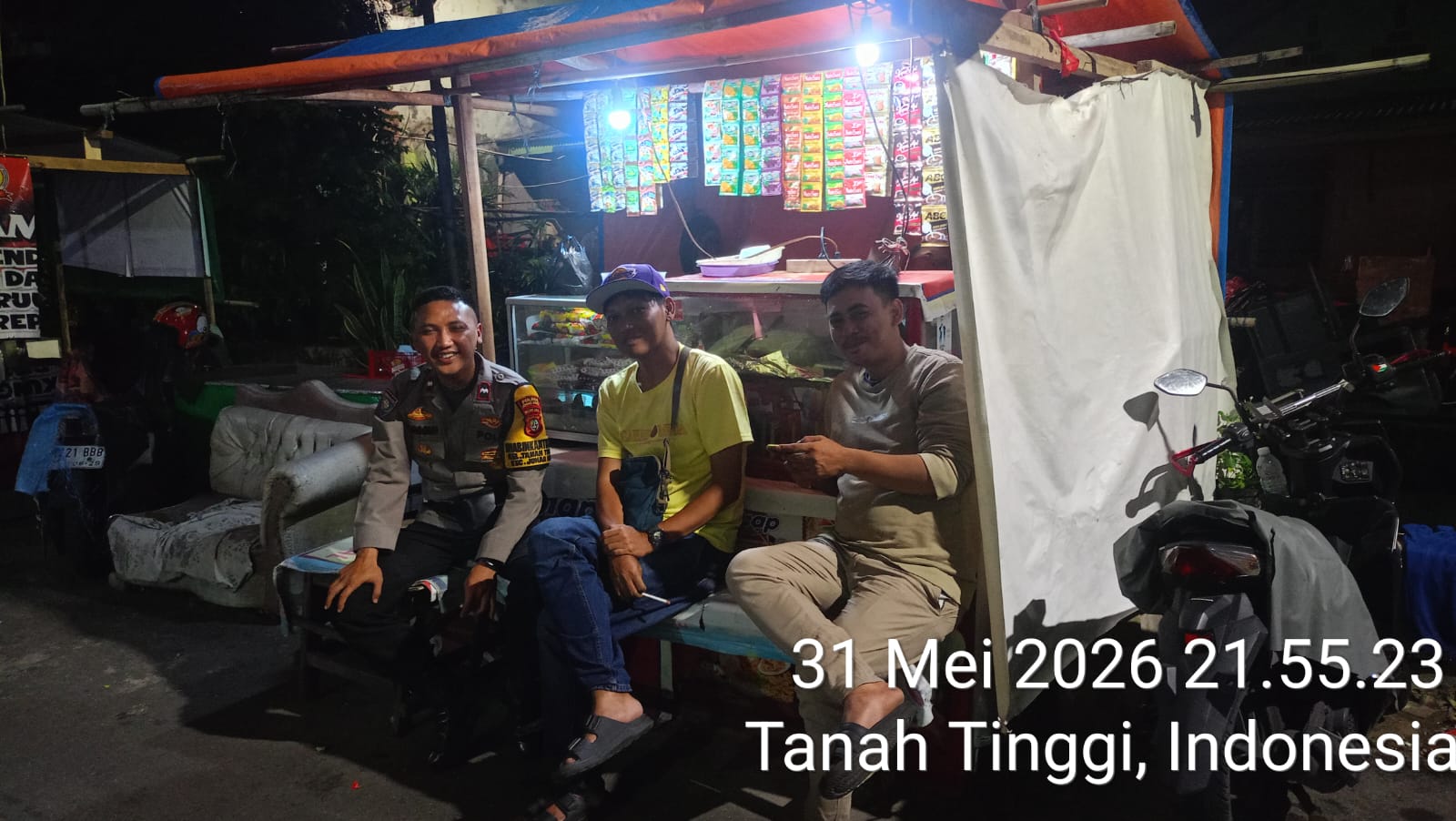Saat Kota Terlelap, Satkamling dan Polisi Bersinergi Menjaga Keamanan Tanah Tinggi