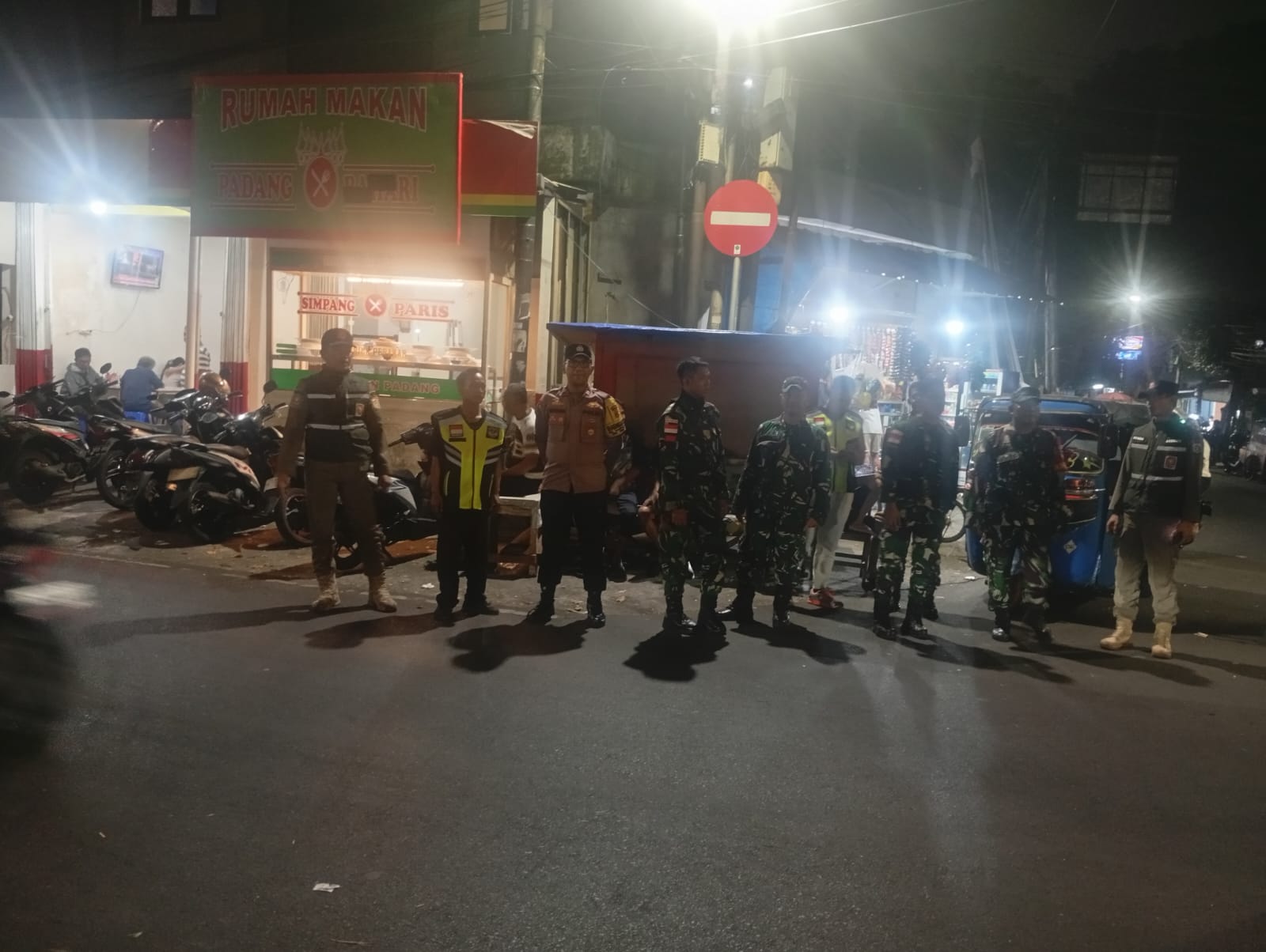 Patroli Komduk Tni–polri Di Johar Baru Jakarta Pusat, Wujudkan Situasi Kamtibmas Tetap Kondusif