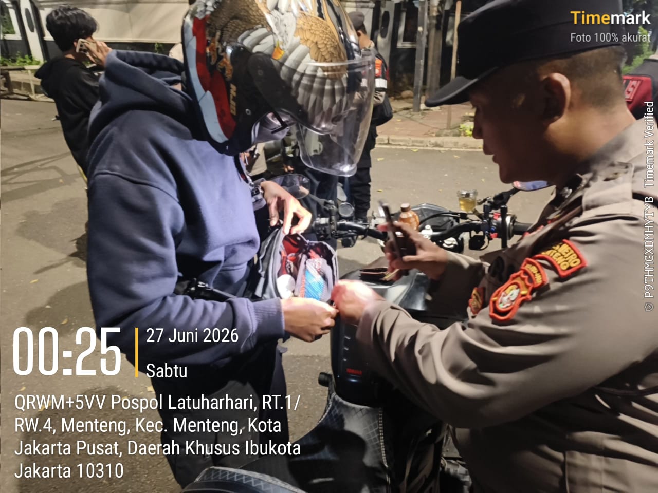 Polsek Metro Menteng Intensifkan Razia Malam, Pelanggar Kendaraan Terjaring di Latuharhari