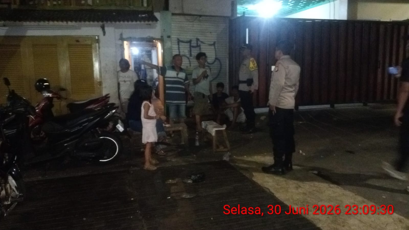Remaja Nongkrong Ganggu Warga di Kramat, Polisi Datangi Lokasi dan Bubarkan Kerumunan