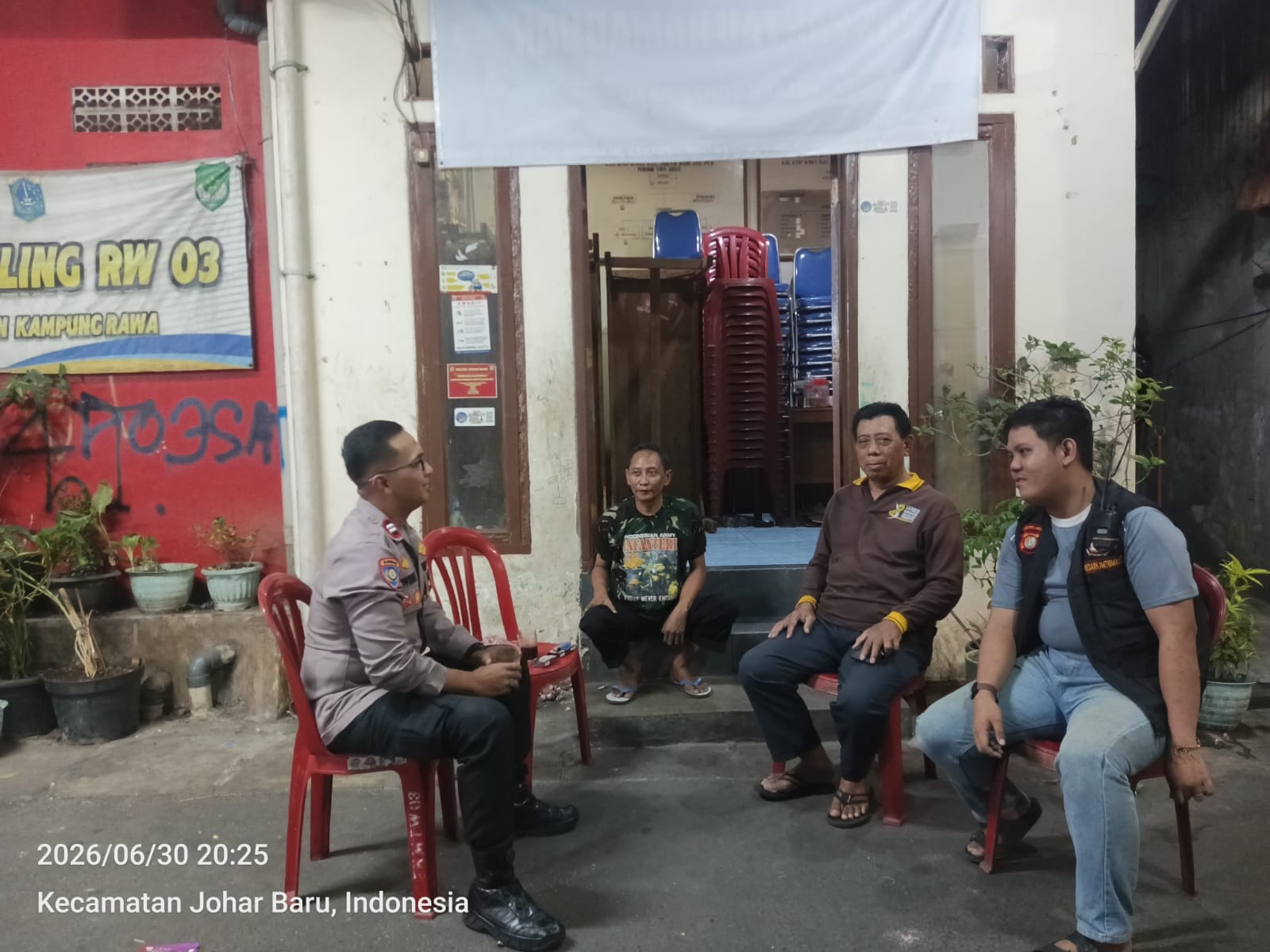 Sinergi Polisi dan Satkamling Perkuat Pengawasan Lingkungan, Tamu Wajib Lapor Jadi Fokus Utama