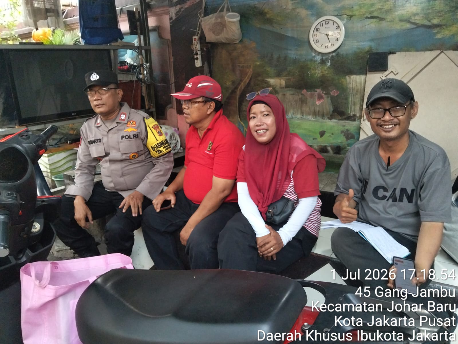 Sinergitas Tiga Pilar dan Warga Perkuat Kamtibmas di RW 02 Johar Baru