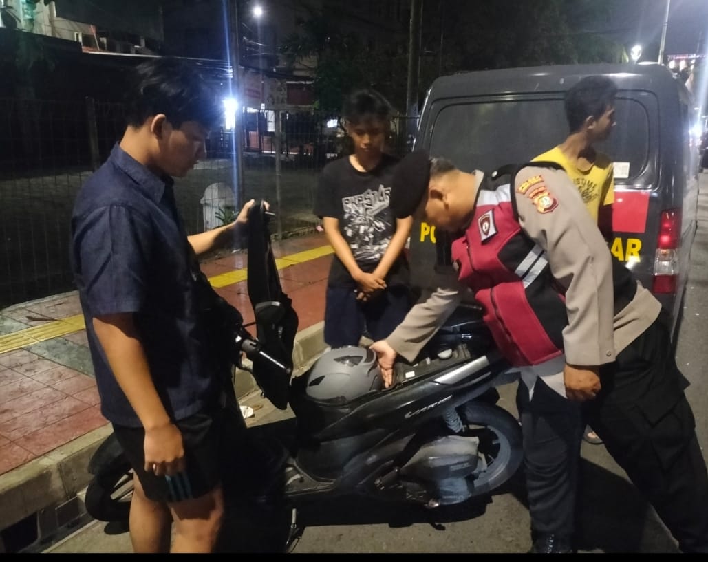 Cegah Kejahatan Malam Hari ” Polri Tingkatkan Oprasi Cipta Kondisi Statsioner Di Jalan Raya