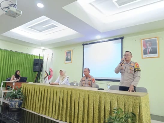 MPLS SMAN 77 Jakarta Diwarnai Edukasi Kamtibmas, Polsek Cempaka Putih Ajak Pelajar Jauhi Tawuran, Narkoba, dan Pergaulan Bebas