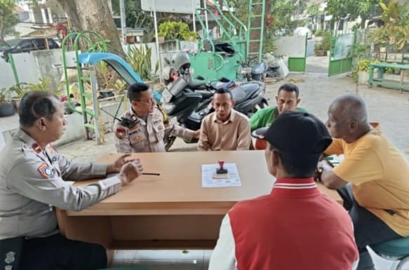 Polsek Cempaka Putih Ajak Warga Aktifkan Siskamling dan Deteksi Dini Lewat Jaga Jakarta On The Spot