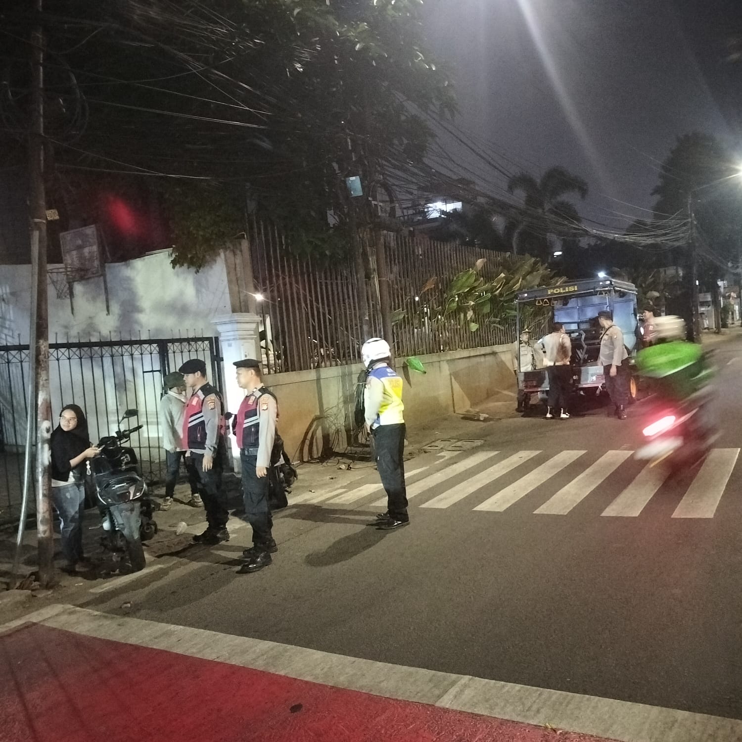Cipta Kondisi Dini Hari, Polsek Metro Tanah Abang Perketat Pengawasan Kamtibmas di Wilayah Petamburan