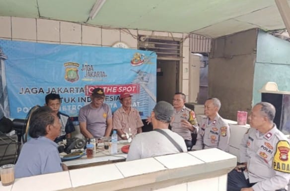 Jaga Lingkungan dan Warga, Polsek Cempaka Putih Ajak Masyarakat Ciptakan Jakarta Aman