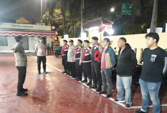 Cegah 3C, Tawuran dan Balap Liar, Polsek Cempaka Putih Gelar Apel Operasi Cipta Kondisi