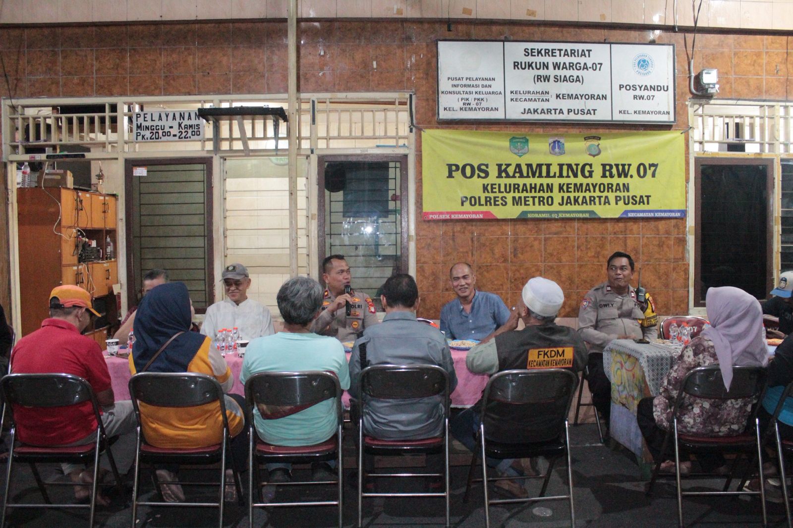 Jaga Kamtibmas dengan Hati, Kapolsek Kemayoran Rangkul RT-RW dan Tokoh Masyarakat